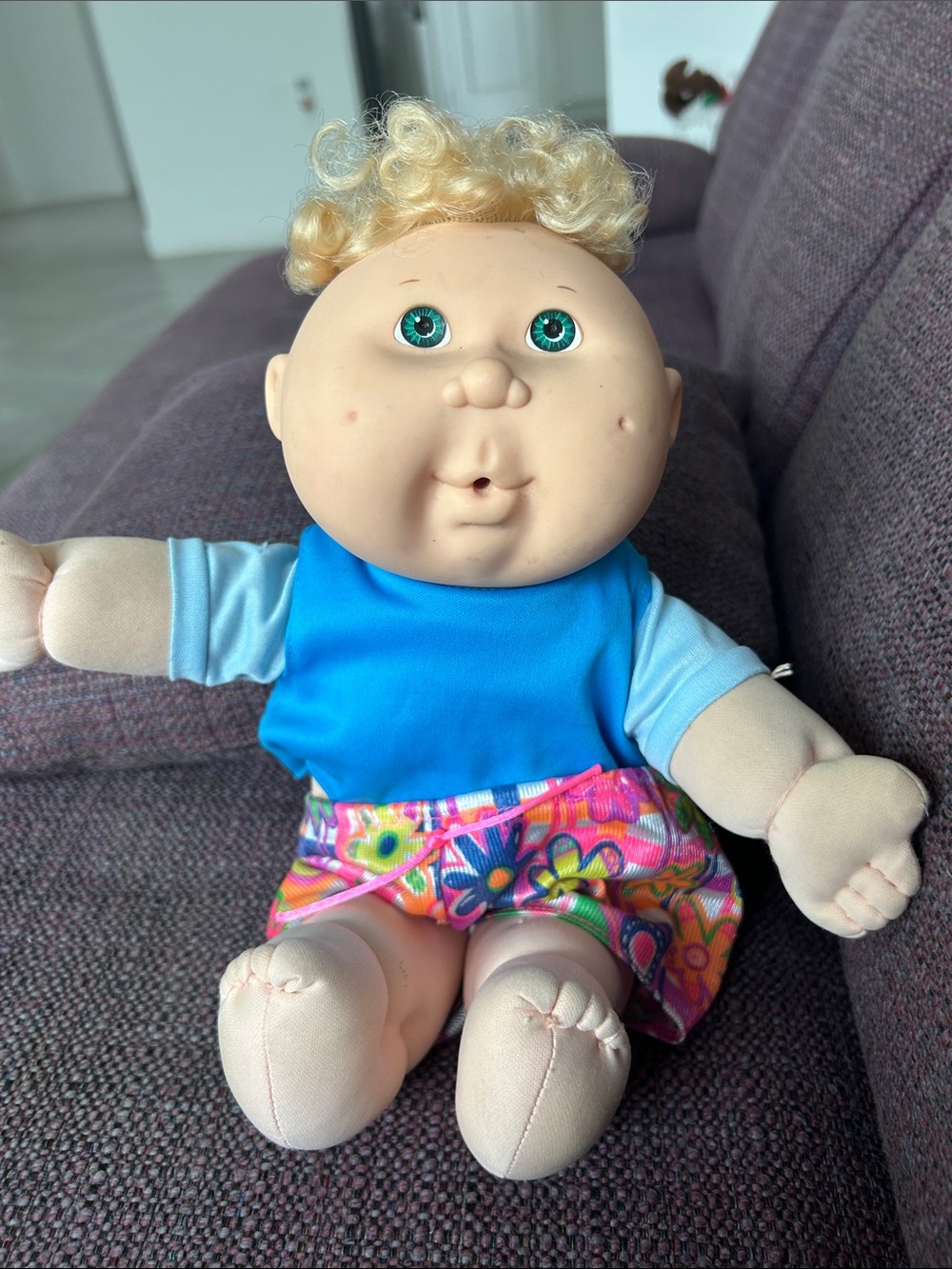 Cabbage patch baby cries so much Blue-Top Plush Baby Doll with Curly Blonde Hair
